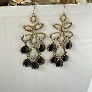Boho Peacock Style Greyish Cream and Black Dangle Drop‎ Earrings Pierced